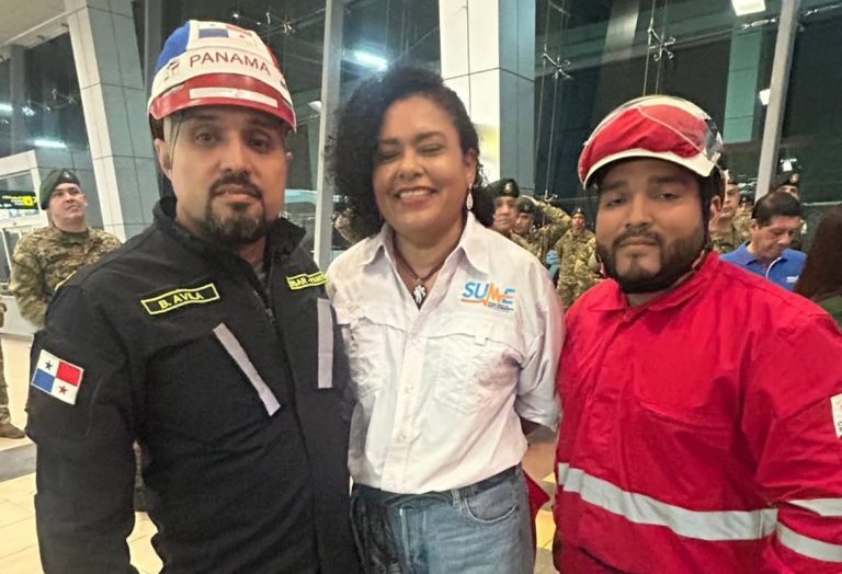 Reciben con gratitud a rescatistas panameños que ayudaron a Venezuela