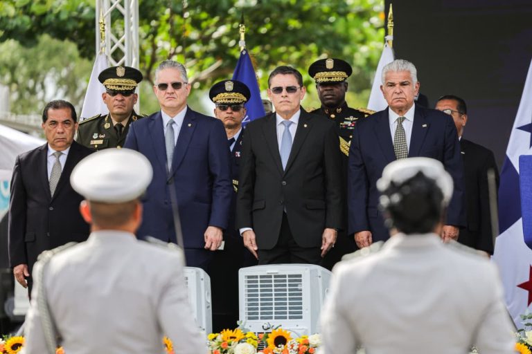Presidente Mulino insta a 774 nuevos agentes de los estamentos de seguridad a proteger al ciudadano y combatir el delito