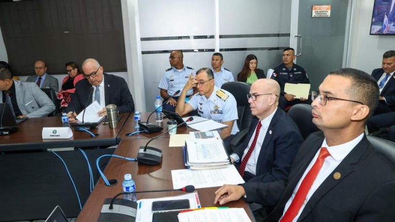 Comisión de Presupuesto avala traslado de partidas al Minseg